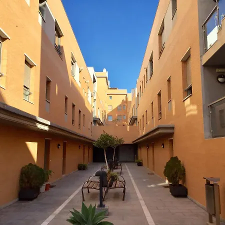Centro,corteingles, Y Parking Apartment *